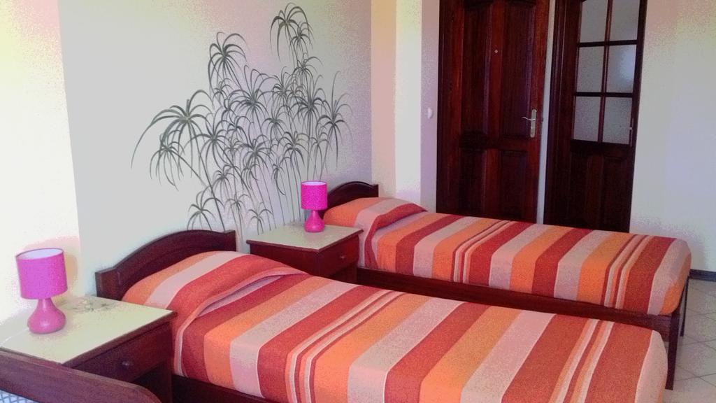 Casa Comba Bed & Breakfast Mindelo Ruang foto