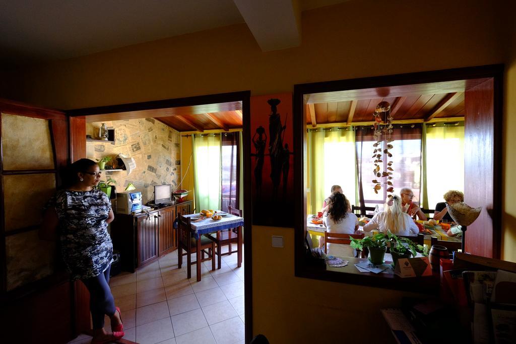 Casa Comba Bed & Breakfast Mindelo Bagian luar foto