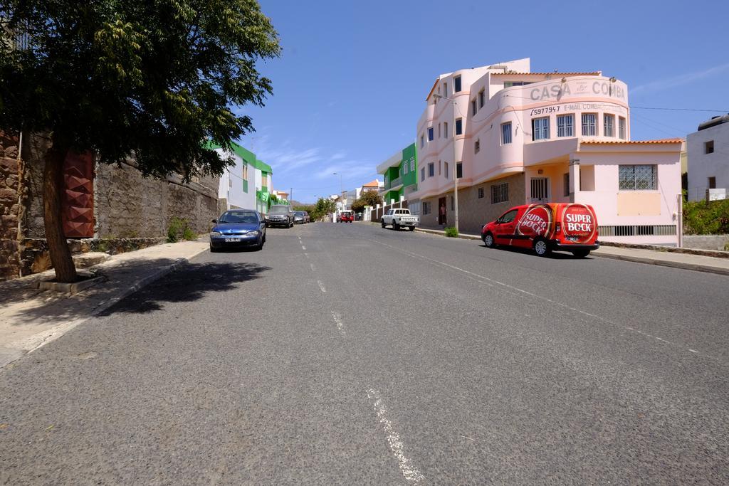 Casa Comba Bed & Breakfast Mindelo Bagian luar foto